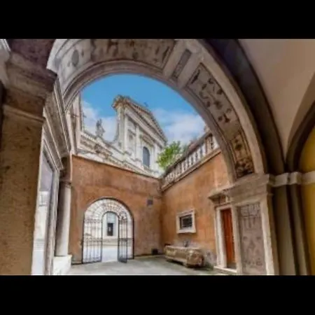 Apartman Di Prestigio Nel Centro Storico
